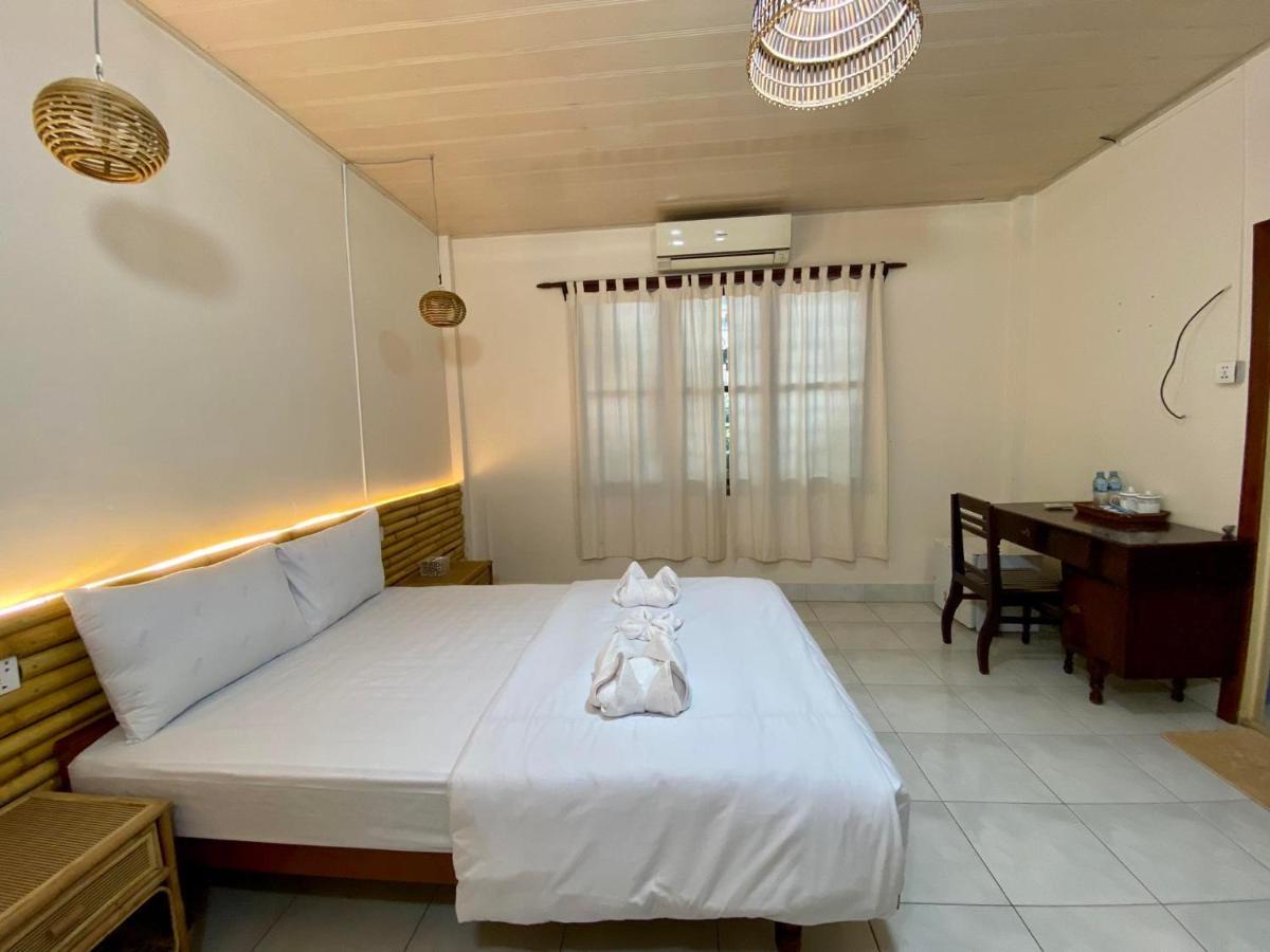 Ecran Riverfront Guesthouse Kampot Exteriér fotografie